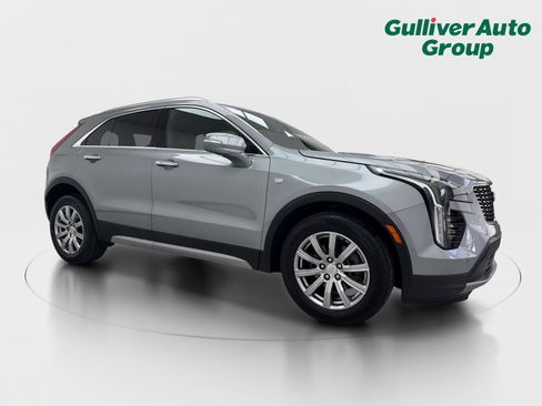 Used 2023 Cadillac XT4 Premium Luxury FWD image 12