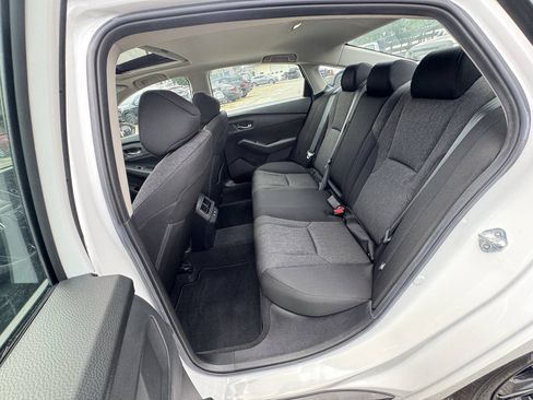 Used 2025 Honda Accord SE image 31