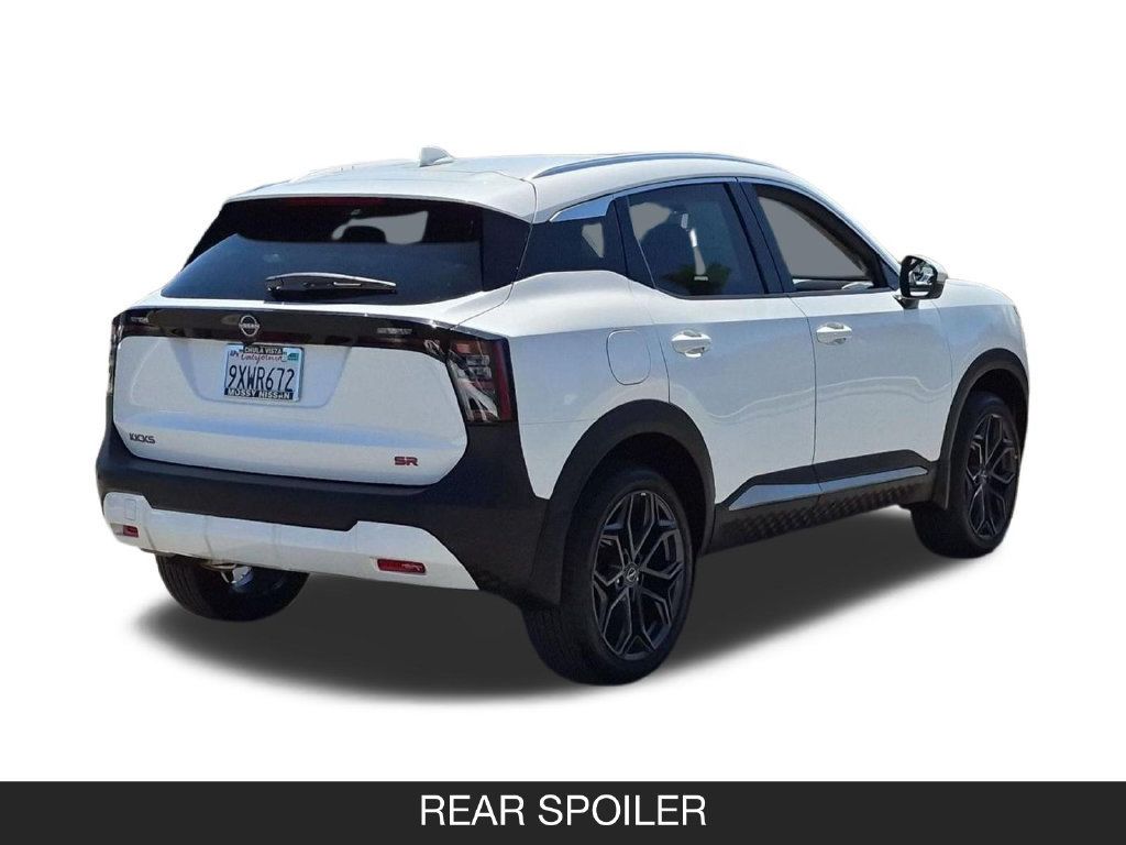 Certified 2025 Nissan Kicks SR FWD image 9
