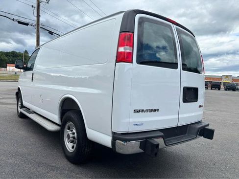 Used 2025 GMC Savana 2500 w/ Driver Convenience Package RWD image 5
