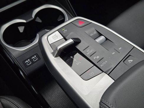 Used 2024 BMW X2 xDrive28i w/ Convenience Package image 24