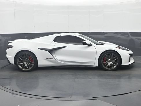 Used 2026 Chevrolet Corvette Z06 w/ Battery Protection Package RWD image 8