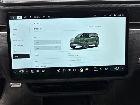 Used 2023 Rivian R1S Adventure AWD/4WD image 29