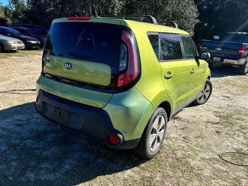 Used 2014 Kia Soul FWD image 5