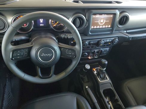 Certified 2023 Jeep Wrangler Sport AWD/4WD image 11