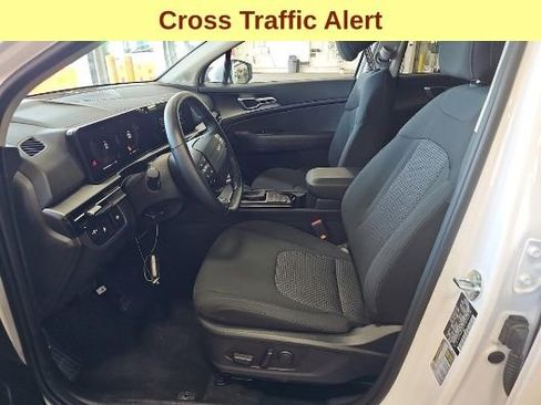 Used 2026 Kia Sportage LX w/ LX Convenience Package AWD/4WD image 10