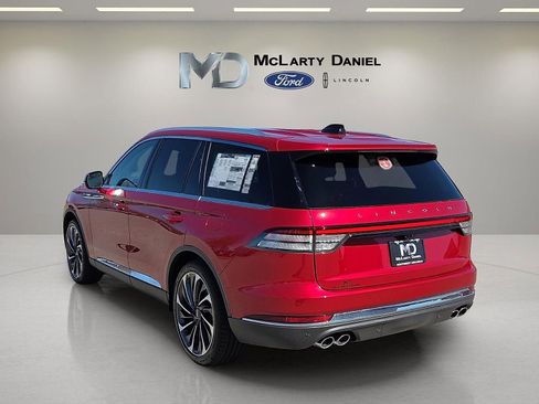 New 2026 Lincoln Aviator Reserve image 4