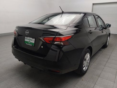 Used 2025 Nissan Versa S FWD image 9