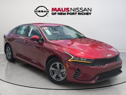 Used 2024 Kia K5 LXS FWD image 3