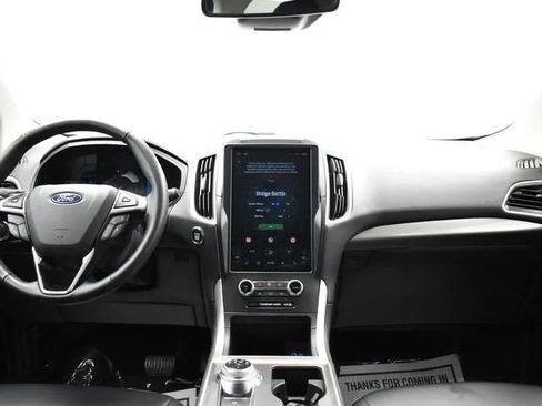 Used 2024 Ford Edge SEL AWD/4WD image 19