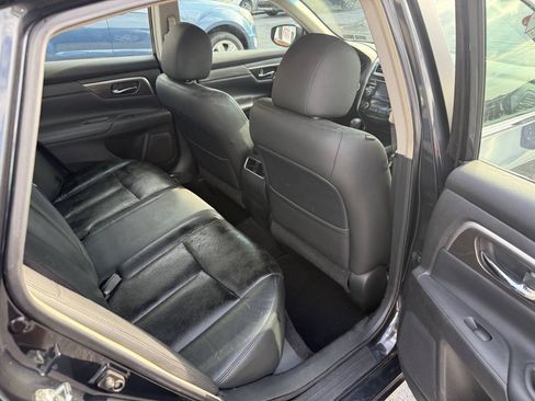 Used 2013 Nissan Altima 3.5 SL FWD image 21