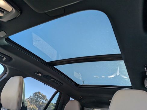 New 2026 Volvo XC90 B6 Ultra w/ Protection Package image 25