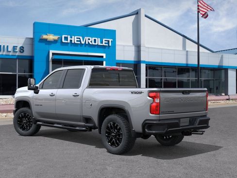 New 2026 Chevrolet Silverado 2500 LT image 3
