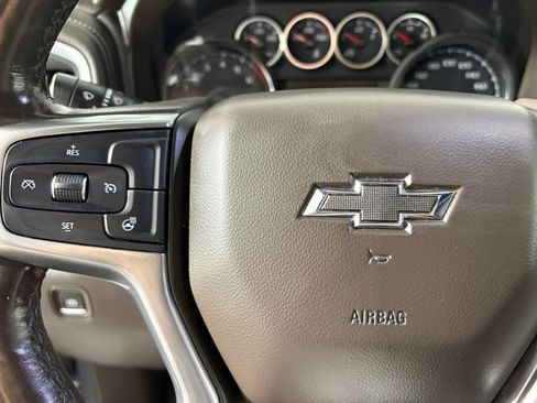 Used 2021 Chevrolet Silverado 1500 LT Trail Boss w/ Convenience Package II AWD/4WD image 24