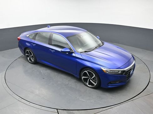 Used 2018 Honda Accord Sport image 40