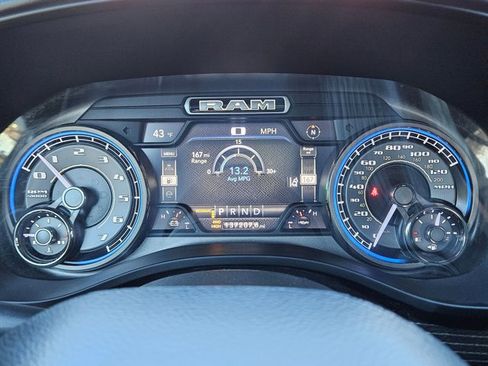 Used 2020 RAM 1500 Limited image 11