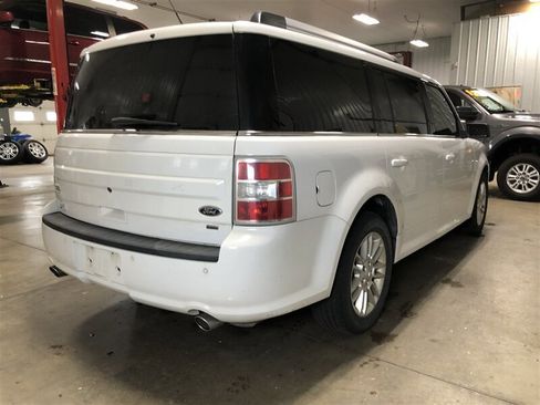 Used 2014 Ford Flex SEL w/ Equipment Group 202A image 6