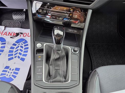 New 2026 Volkswagen Jetta SE FWD image 22