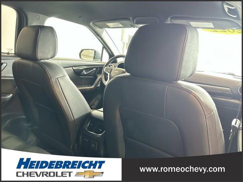 Used 2022 Chevrolet Blazer Premier w/ Enhanced Convenience Package AWD/4WD image 32