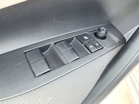 Used 2024 Toyota Corolla LE FWD image 20