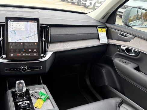 New 2026 Volvo XC90 B6 Ultra w/ Protection Package Premier image 12