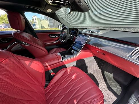 Used 2024 Mercedes-Benz S 63 AMG S image 37