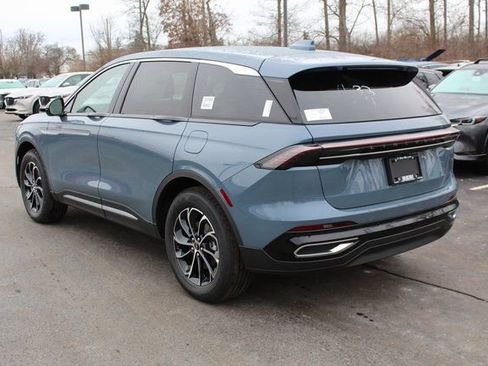 New 2026 Lincoln Nautilus Premier image 5