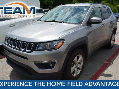 Used 2019 Jeep Compass Latitude AWD/4WD image 1