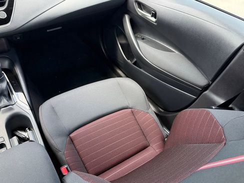 Used 2026 Toyota Corolla SE FWD image 24