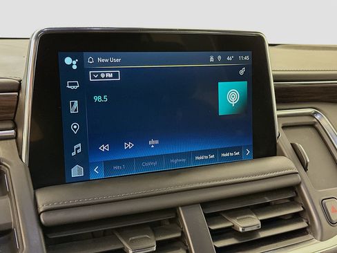 Used 2024 Chevrolet Suburban LT image 21