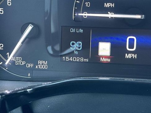 Used 2017 Cadillac XT5 Luxury w/ Driver Awareness Package image 38