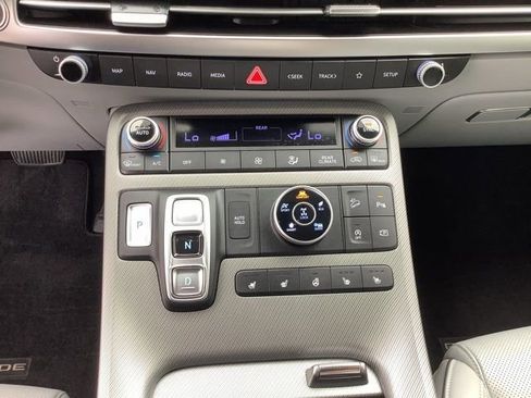 Used 2024 Hyundai Palisade SEL w/ Premium Package image 33