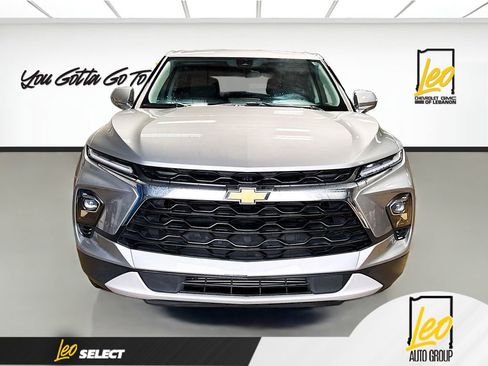 Used 2023 Chevrolet Blazer LT w/ Driver Confidence Package image 2