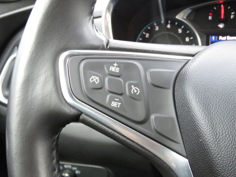 Used 2019 Chevrolet Equinox LT AWD/4WD image 22