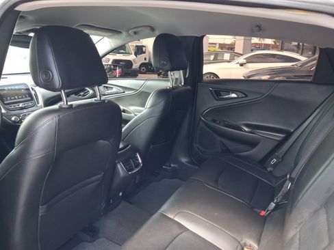 Used 2016 Chevrolet Malibu LT w/ Leather Package FWD image 22