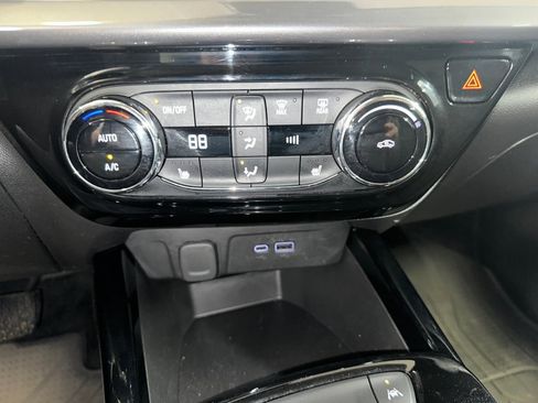 Certified 2024 Chevrolet Trax ACTIV image 12