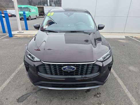 Used 2023 Ford Escape Active w/ Tech Pack #2 image 8