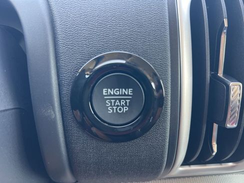 New 2025 Ford Expedition Active AWD/4WD image 22