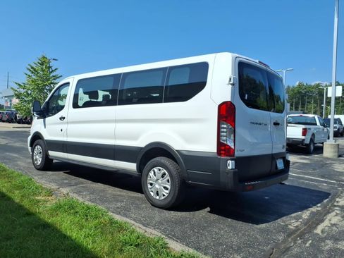 Used 2022 Ford Transit 350 XLT RWD image 7