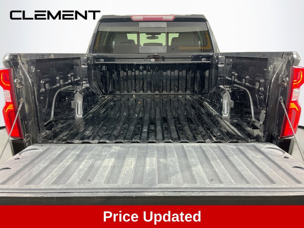 Used 2021 Chevrolet Silverado 1500 RST w/ Convenience Package II AWD/4WD image 9
