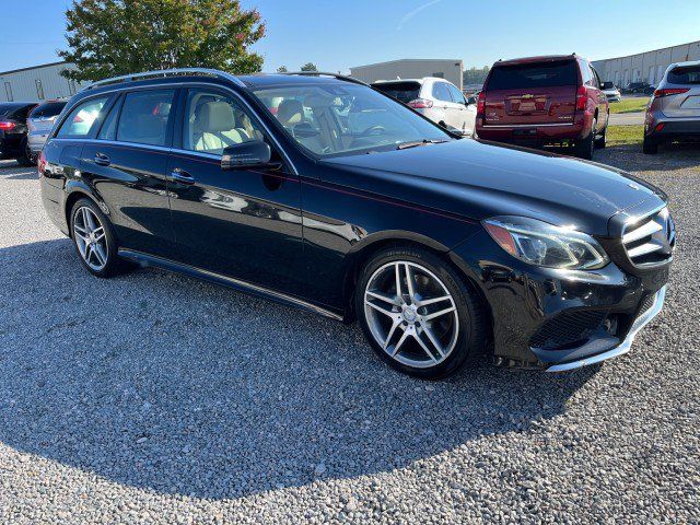 Used 2016 Mercedes-Benz E 350 4MATIC Wagon image 4