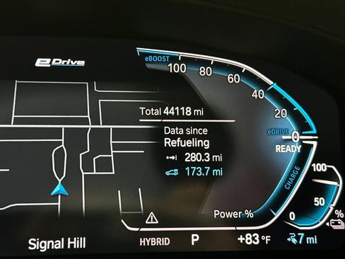 Used 2023 BMW 530e w/ Convenience Package RWD image 19