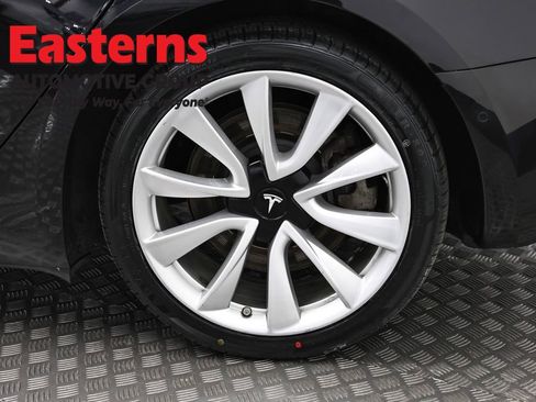 Used 2018 Tesla Model 3 Long Range image 27