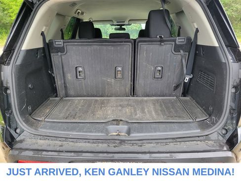 Used 2022 Nissan Pathfinder S AWD/4WD image 18