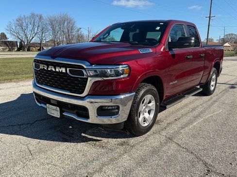 Used 2025 RAM 1500 Big Horn AWD/4WD image 6