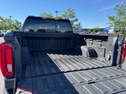 Used 2021 GMC Sierra 1500 SLT w/ SLT Convenience Package AWD/4WD image 8
