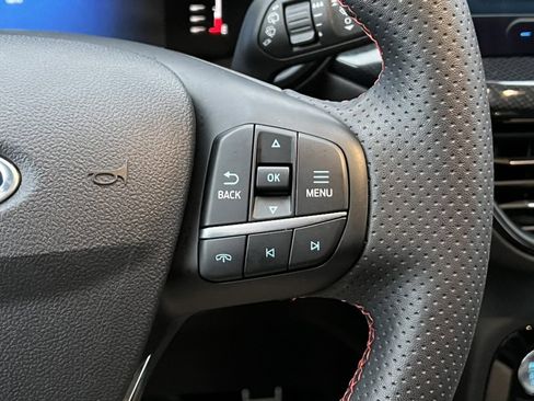 Certified 2023 Ford Escape ST-Line w/ Tech Pack #1 image 21