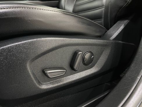Used 2021 Ford Edge SEL AWD/4WD image 16