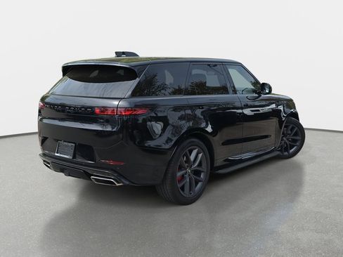 Used 2024 Land Rover Range Rover Sport Dynamic SE image 5