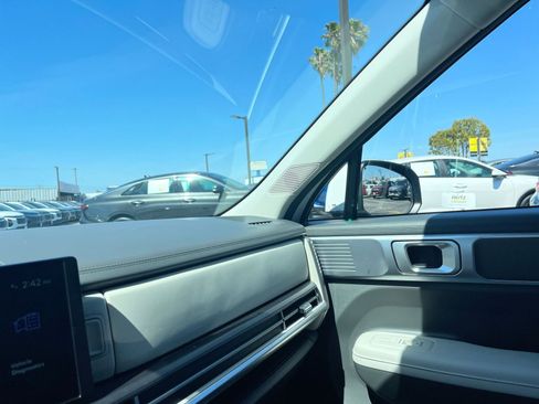 Used 2025 Hyundai Santa Fe SEL image 37